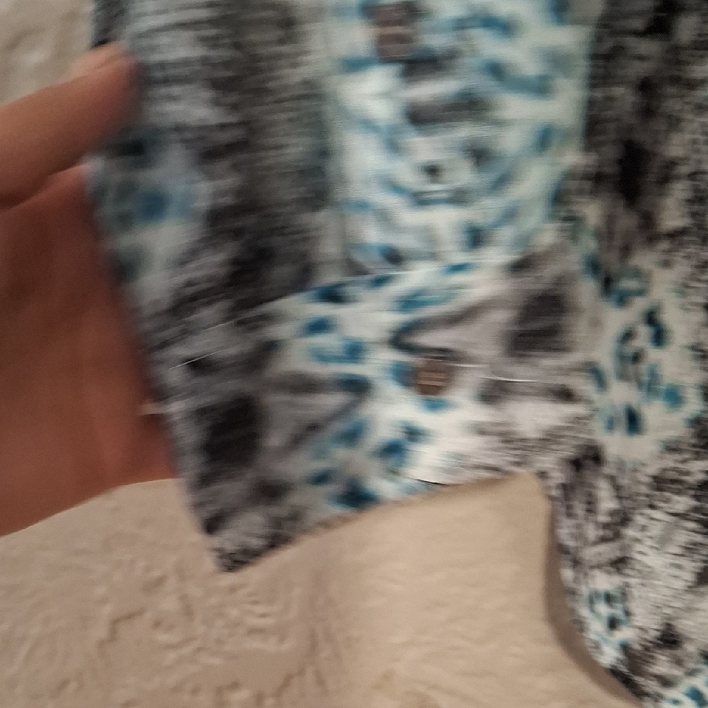 Vince Camuto Blue and Black Long Sleeve Button Down Shirt - Picture 6 of 6